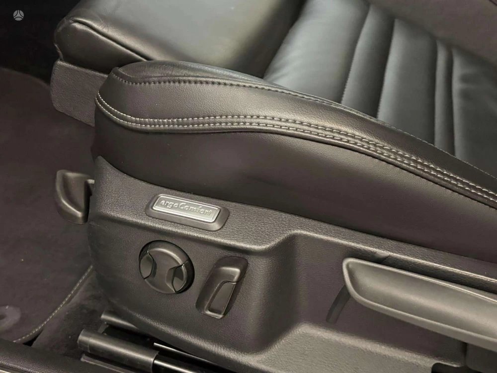 2019 Volkswagen Passat – nuotrauka 28
