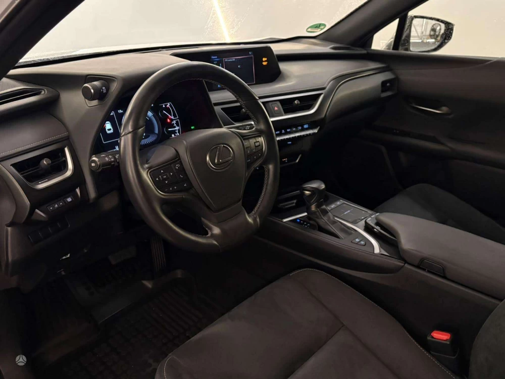 2022 Lexus UX 250h – nuotrauka 2
