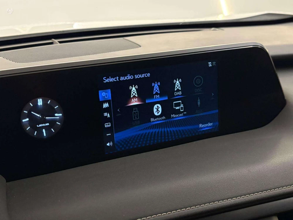 2022 Lexus UX 250h – nuotrauka 11