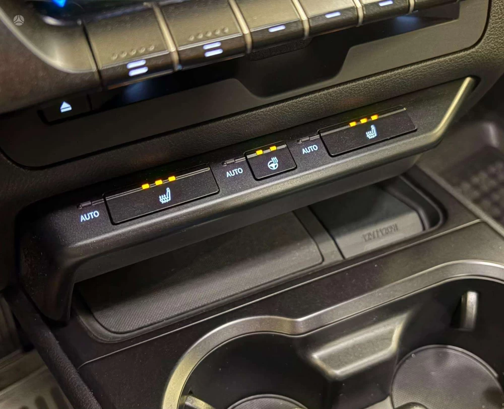 2022 Lexus UX 250h – nuotrauka 14