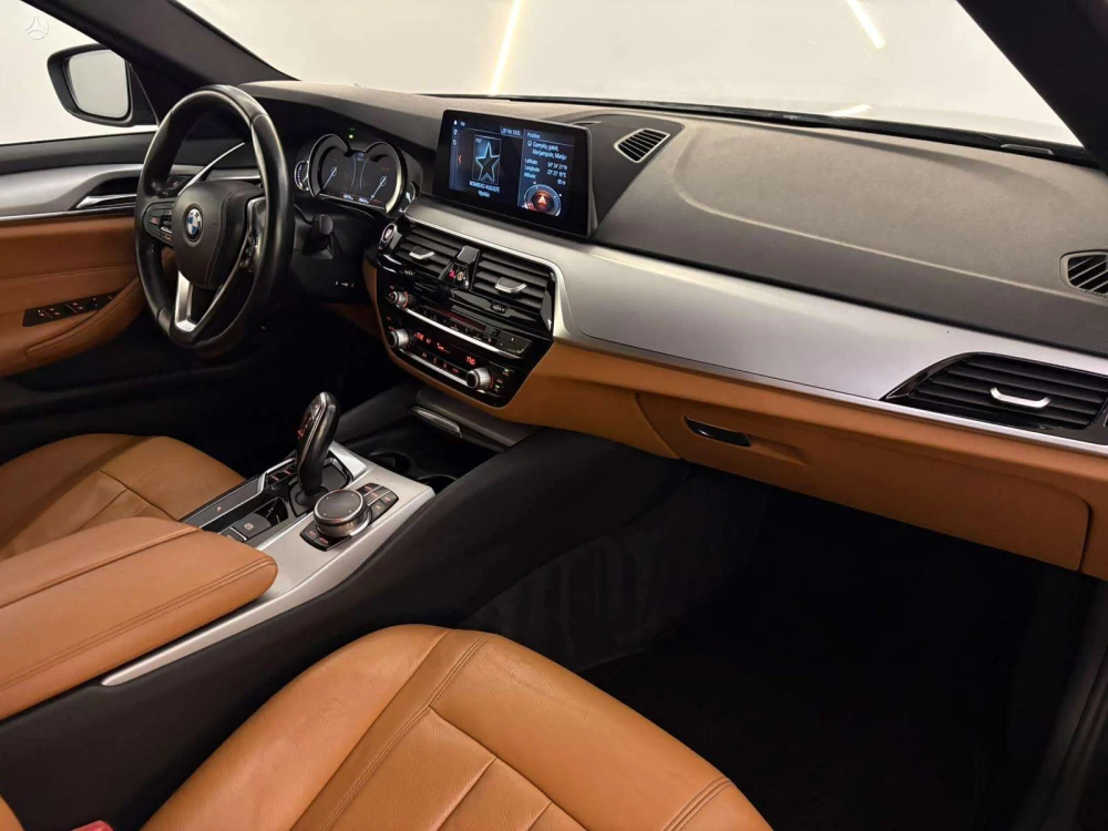 2017 BMW 520 – nuotrauka 8