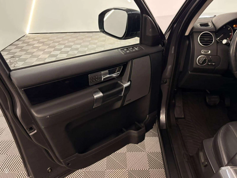 2015 Land Rover Discovery – nuotrauka 28
