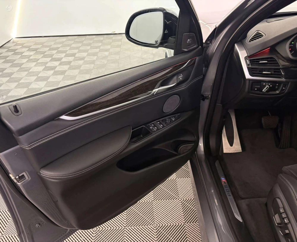 2015 BMW X5 – nuotrauka 29