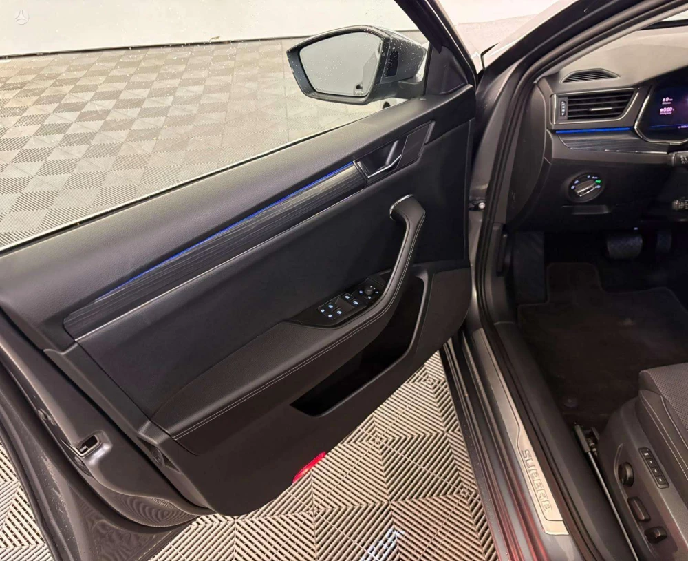 2022 Skoda Superb – nuotrauka 24