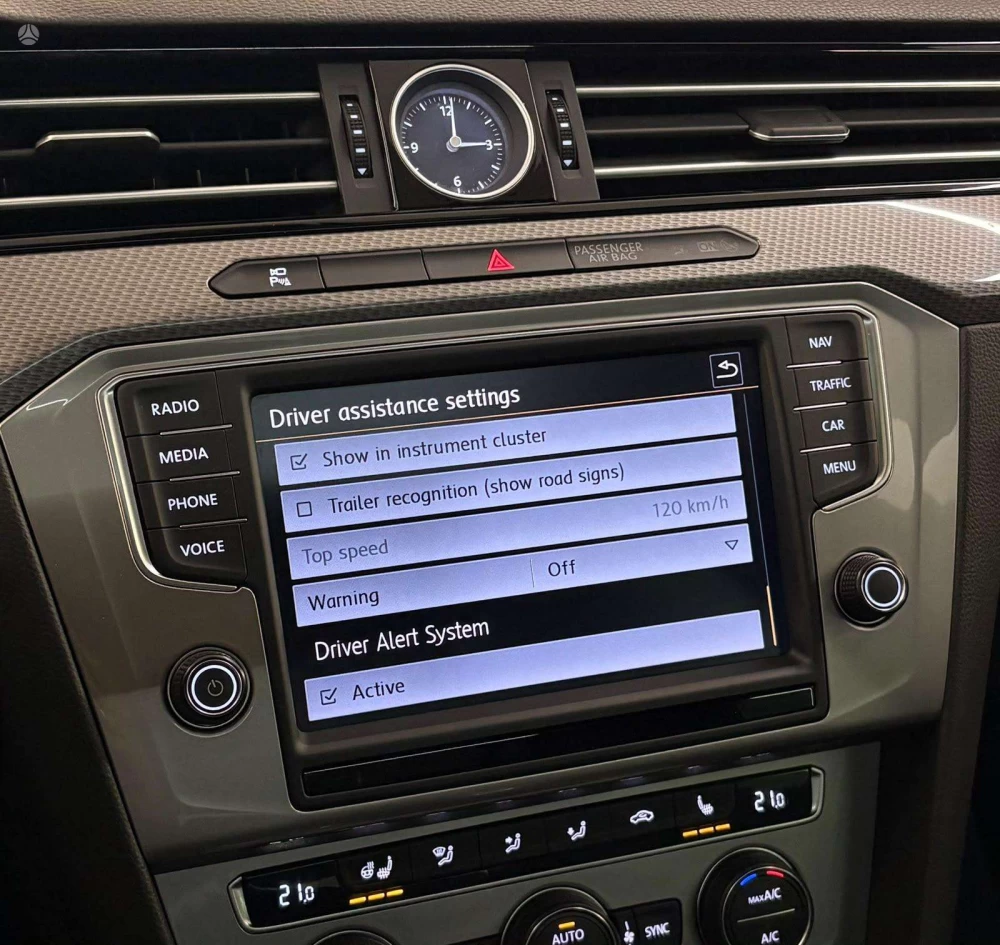 2016 Volkswagen Passat Alltrack – nuotrauka 9