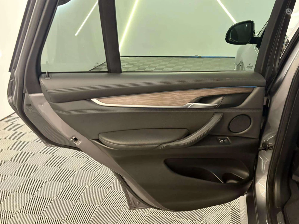 2015 BMW X5 – nuotrauka 28