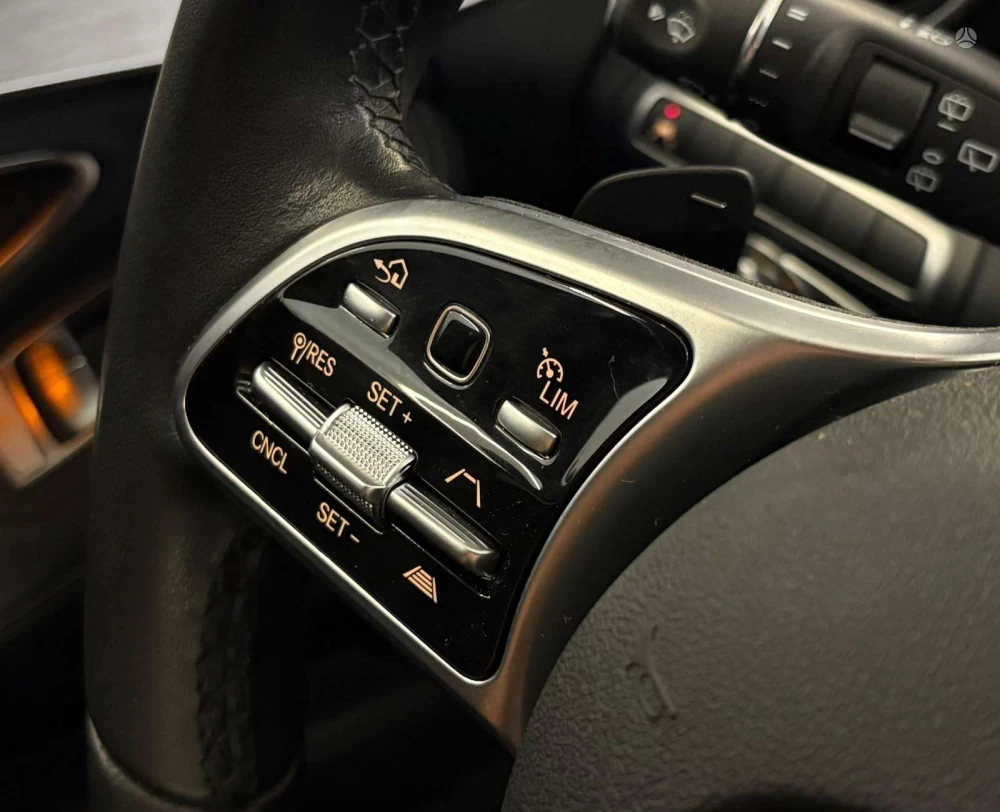 2019 Mercedes-Benz C300 – nuotrauka 10
