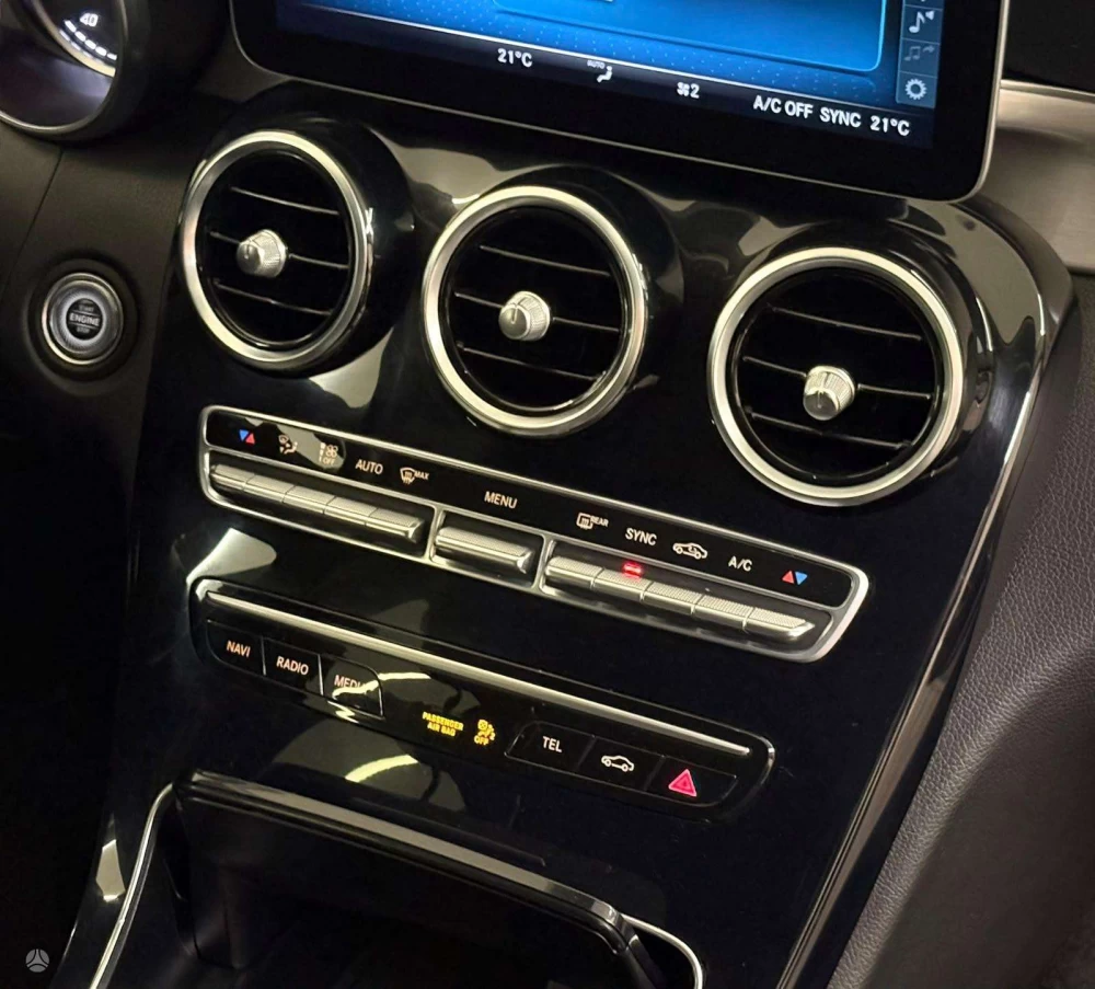 2019 Mercedes-Benz C300 – nuotrauka 14