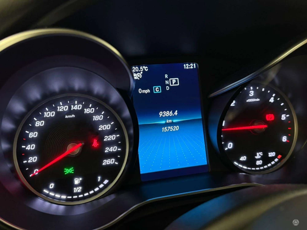 2019 Mercedes-Benz C300 – nuotrauka 16