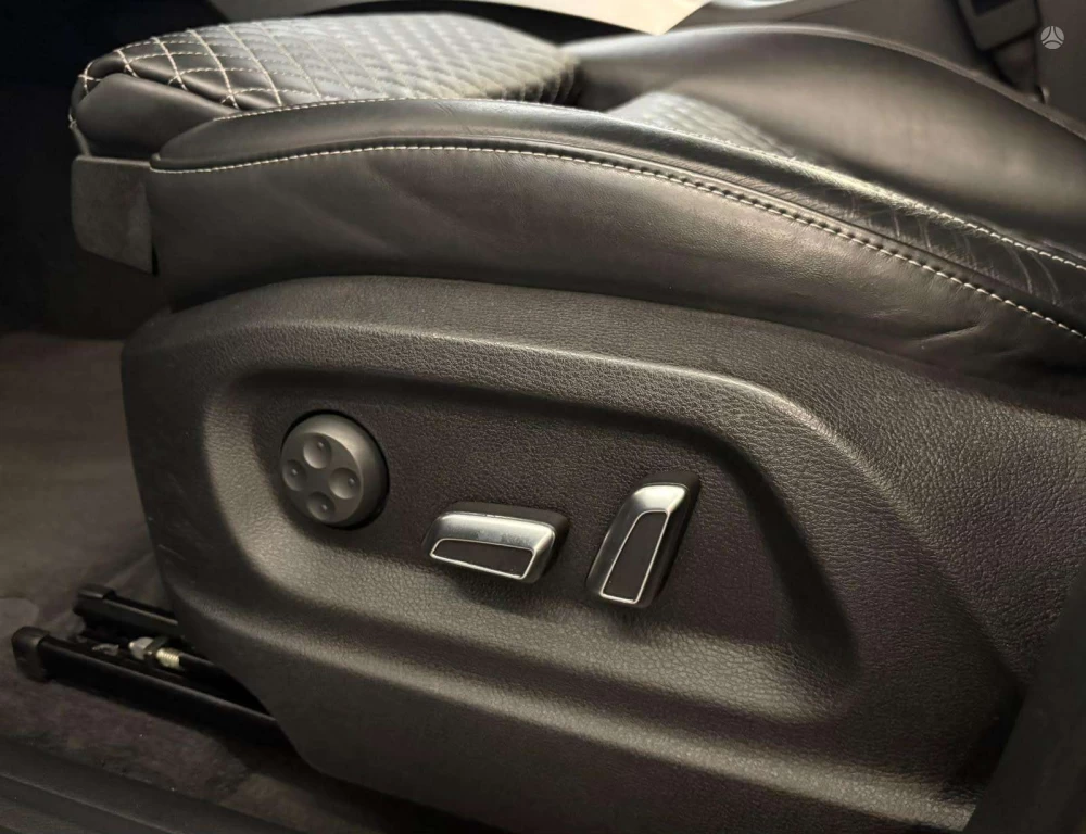 2016 Audi SQ5 – nuotrauka 8