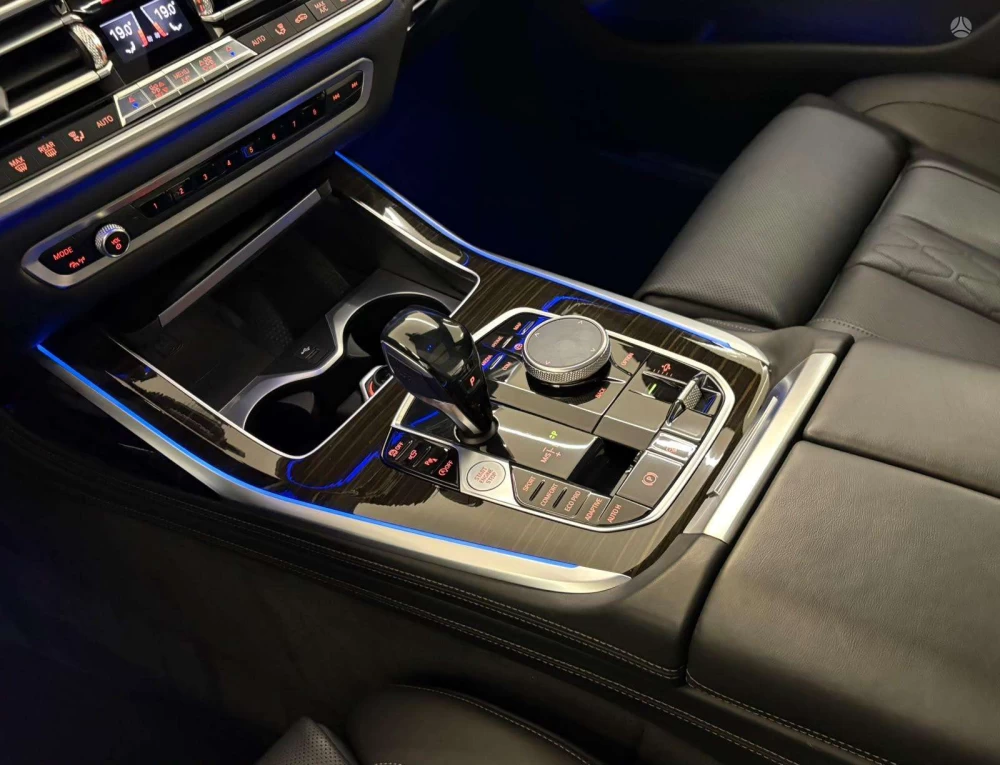 2021 BMW X7 – nuotrauka 3
