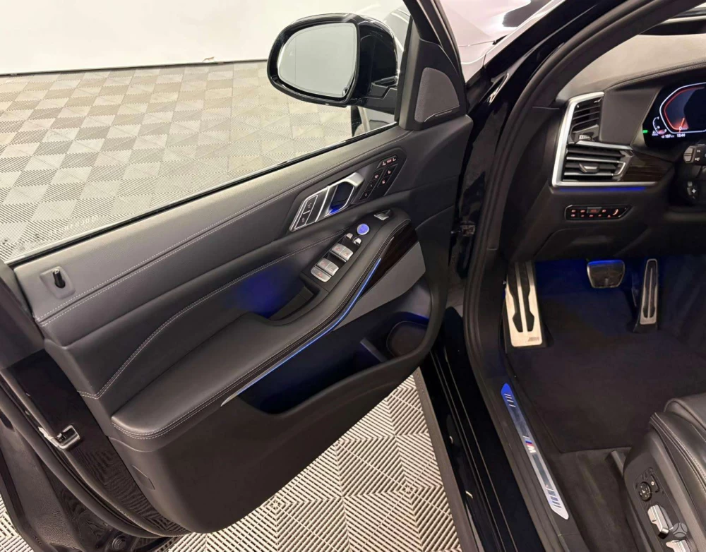 2021 BMW X7 – nuotrauka 26