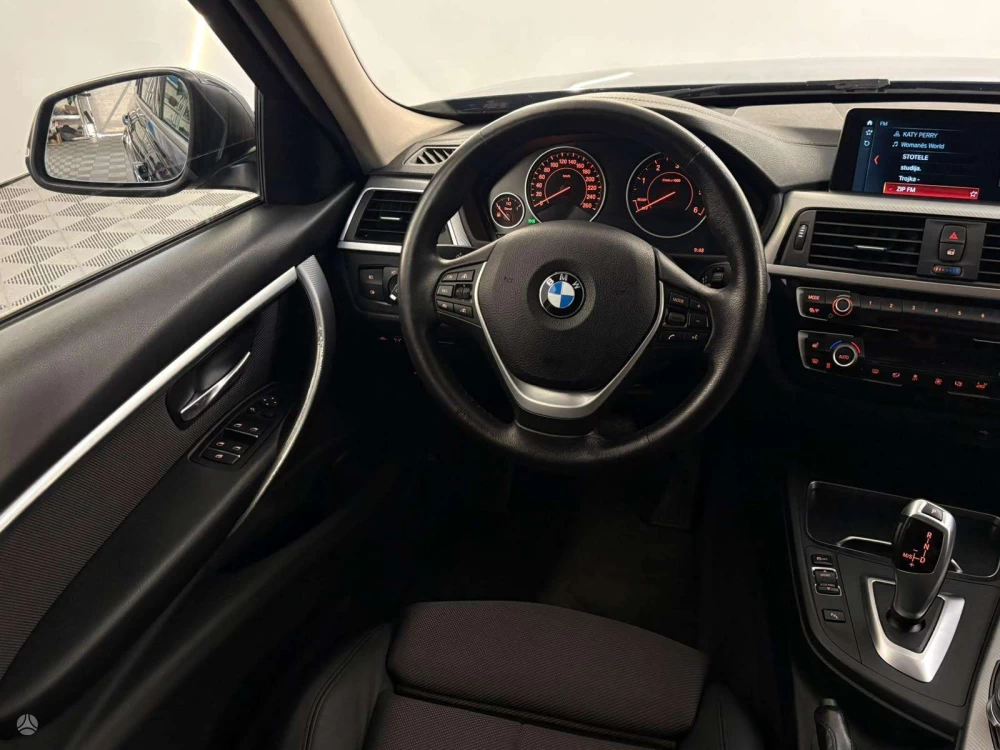2019 BMW 320 – nuotrauka 21