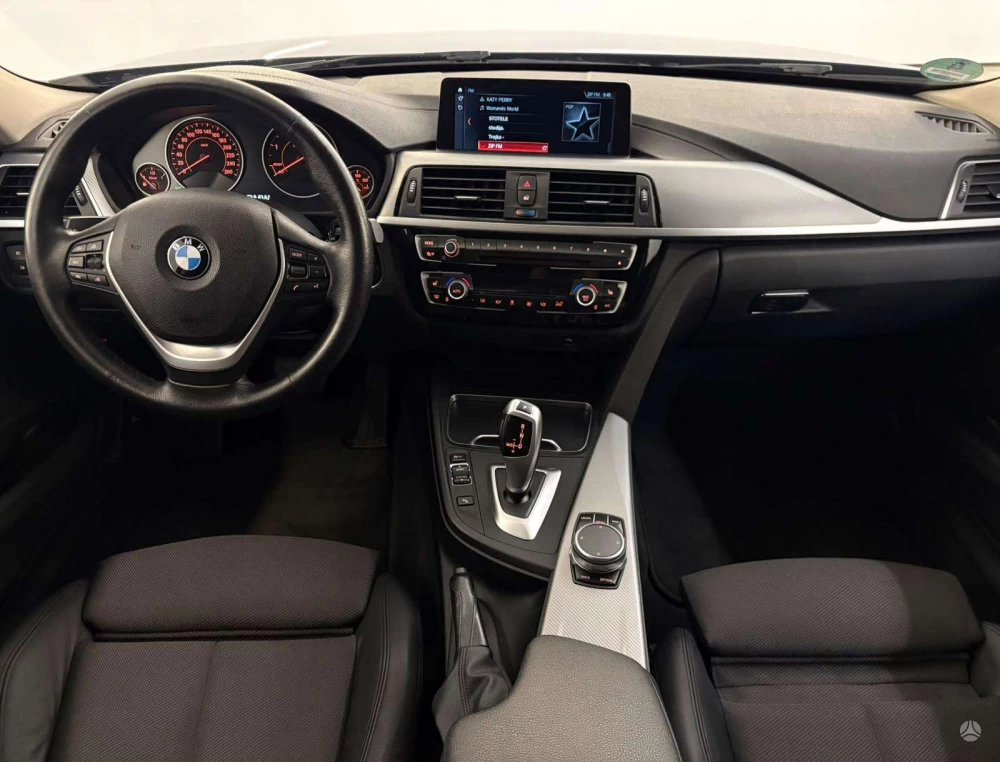 2019 BMW 320 – nuotrauka 22