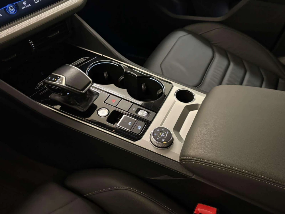 2021 Volkswagen Touareg – nuotrauka 3