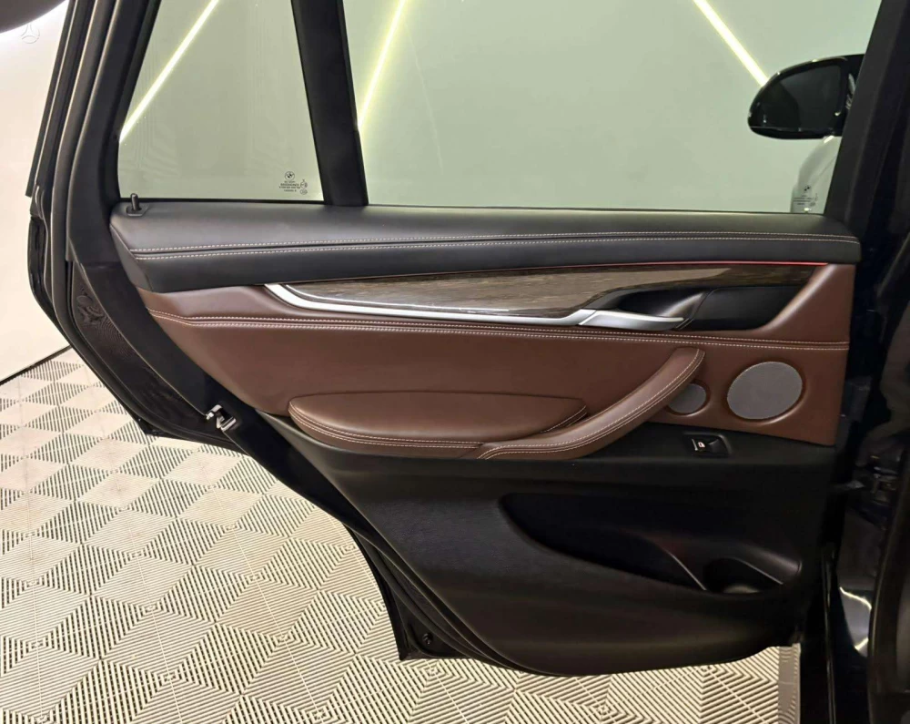 2017 BMW X5 – nuotrauka 28
