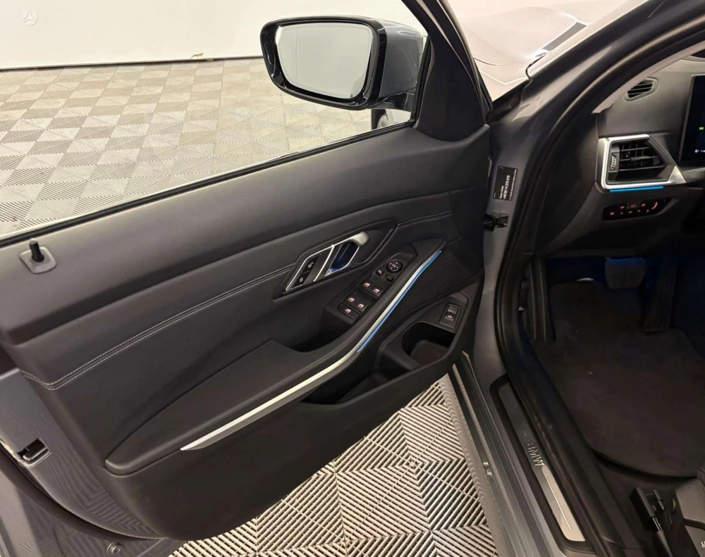 2023 BMW 320 – nuotrauka 25