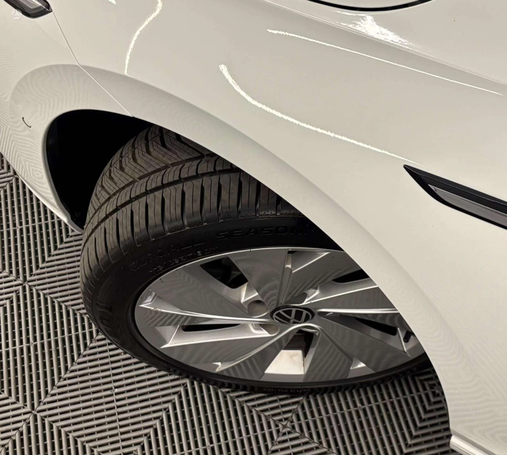 2020 Volkswagen Golf – nuotrauka 30