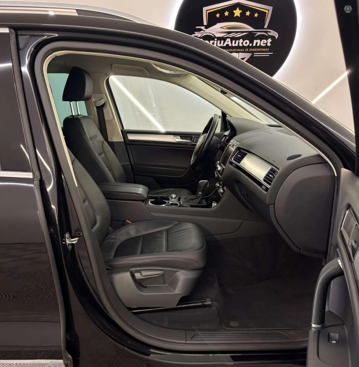 2015 Volkswagen Touareg – nuotrauka 21