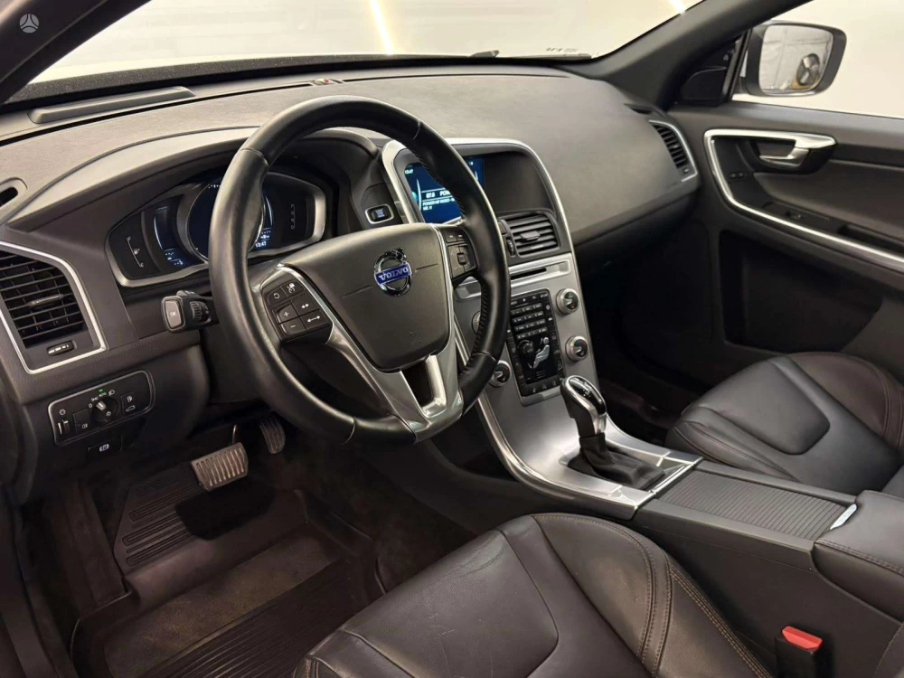 2016 Volvo XC60 – nuotrauka 2