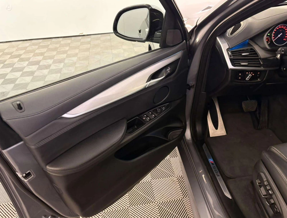 2015 BMW X6 – nuotrauka 13