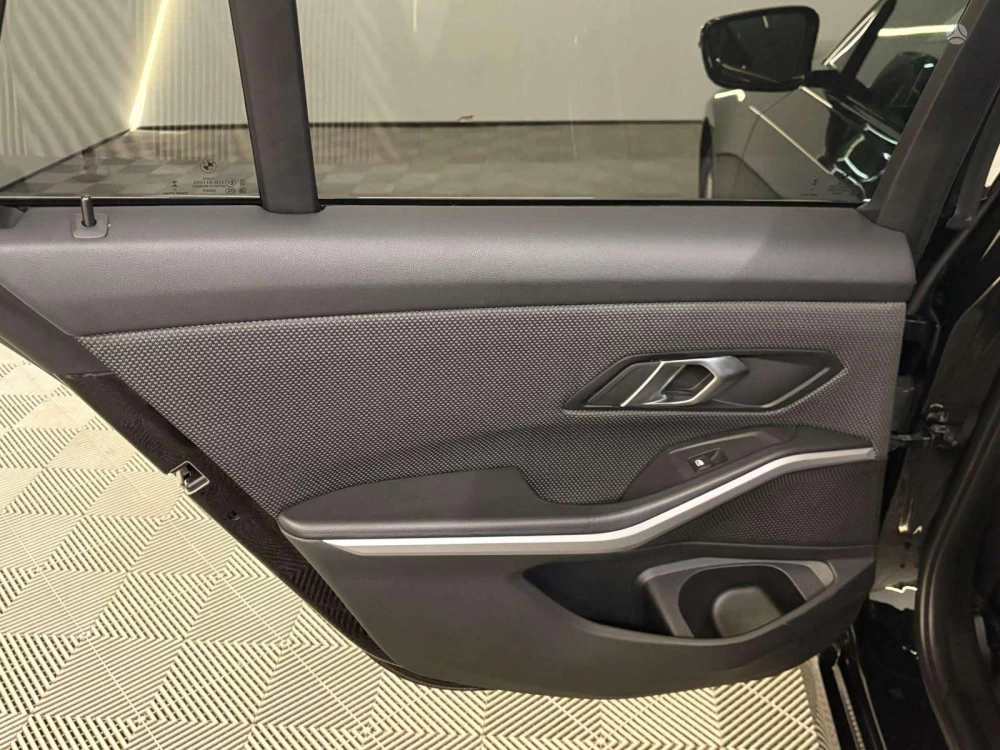 2023 BMW 320 – nuotrauka 24