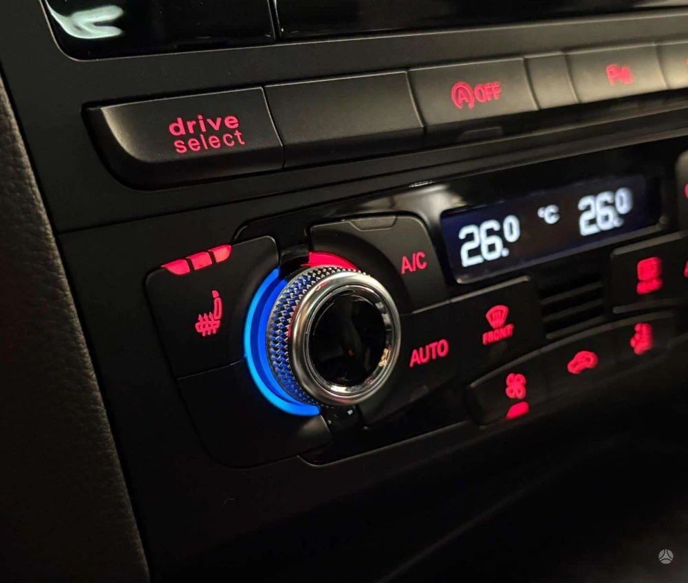 2015 Audi SQ5 – nuotrauka 12