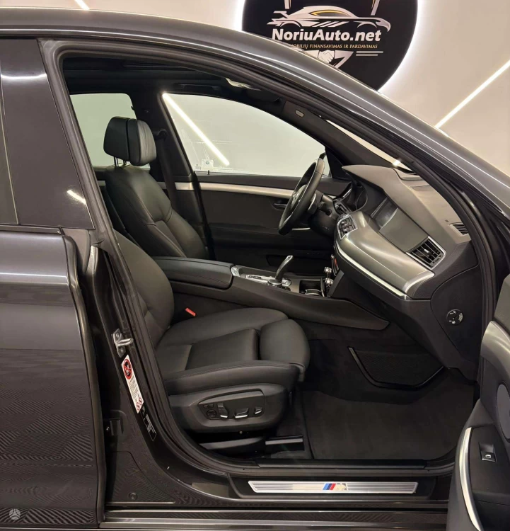 2015 BMW 535 Gran Turismo – nuotrauka 33