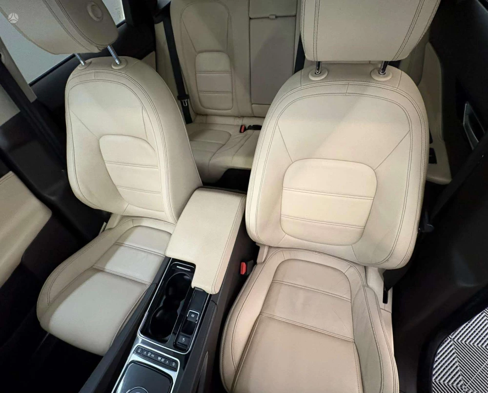 2019 Jaguar F-Pace – nuotrauka 16