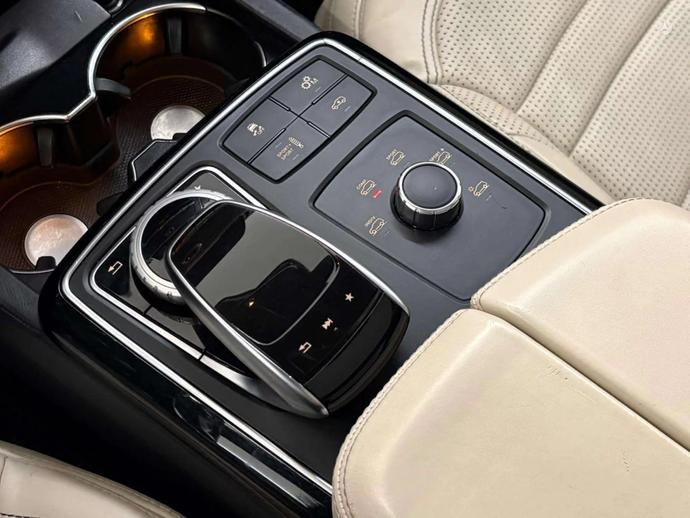 2017 Mercedes-Benz GLS63 AMG – nuotrauka 23