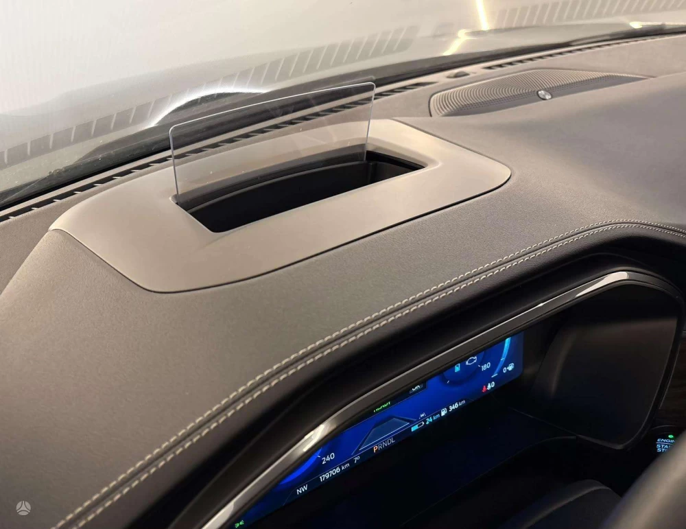 2021 Ford Kuga – nuotrauka 10