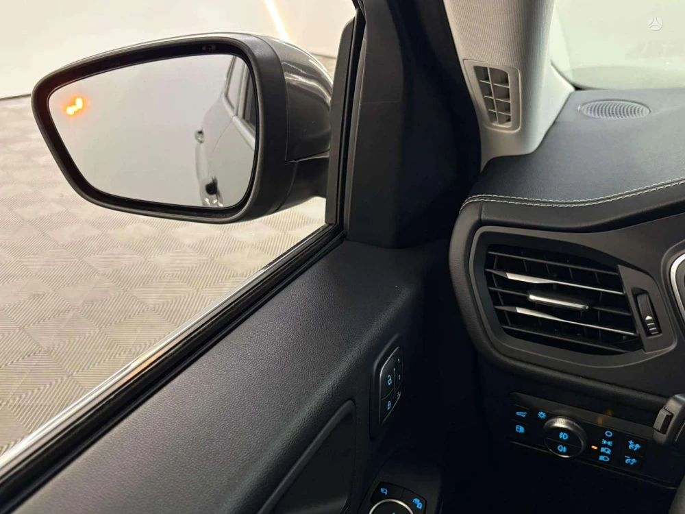 2021 Ford Kuga – nuotrauka 28