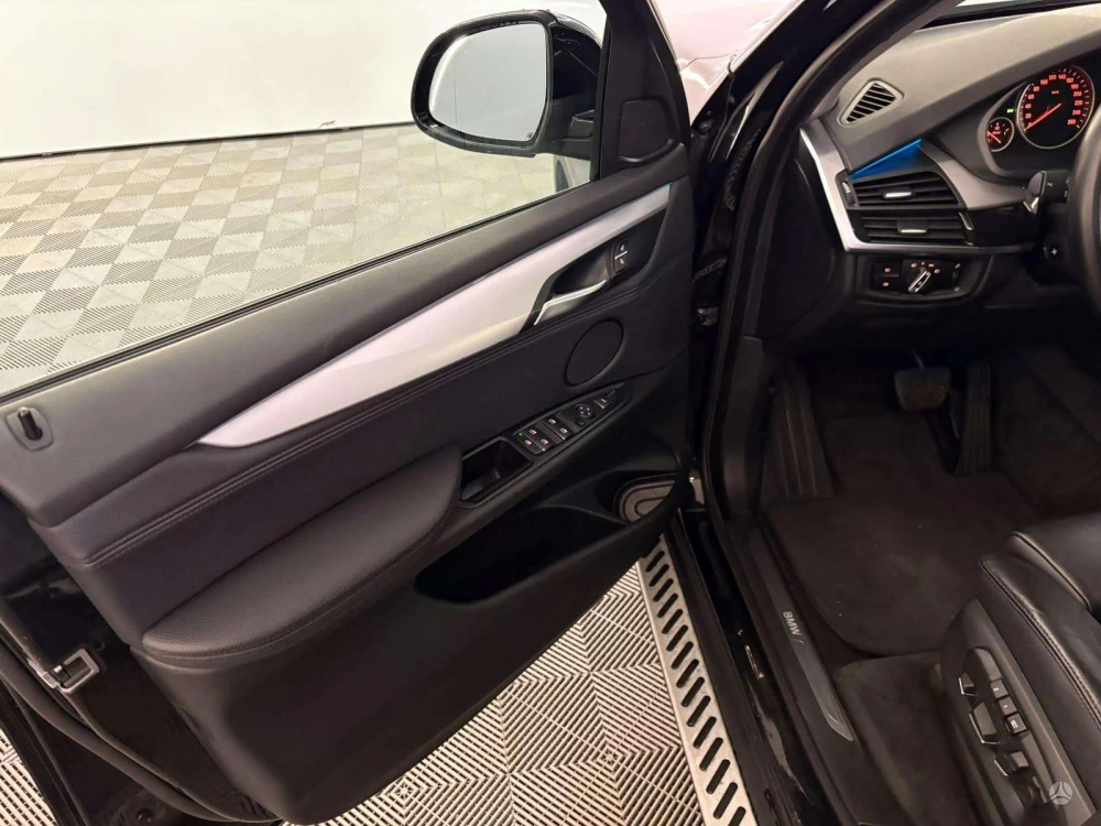 2017 BMW X5 – nuotrauka 23