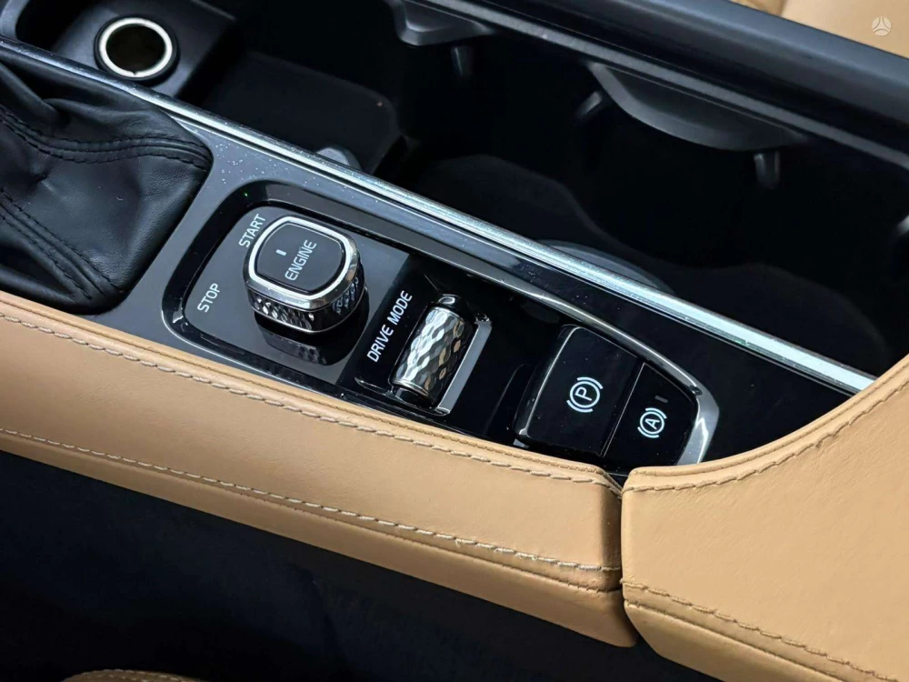 2016 Volvo XC90 – nuotrauka 12