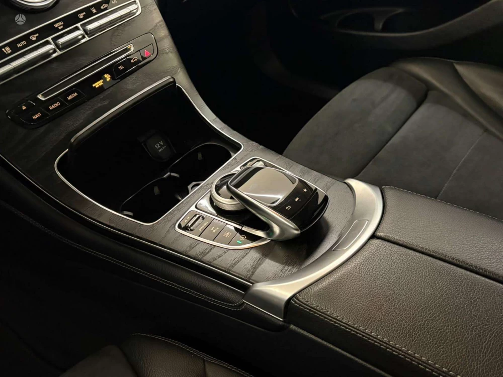 2018 Mercedes-Benz GLC220 – nuotrauka 3