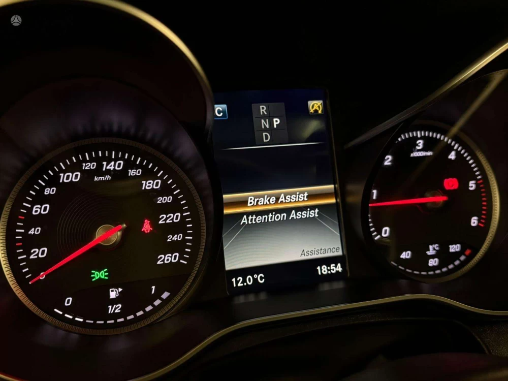 2018 Mercedes-Benz GLC220 – nuotrauka 20