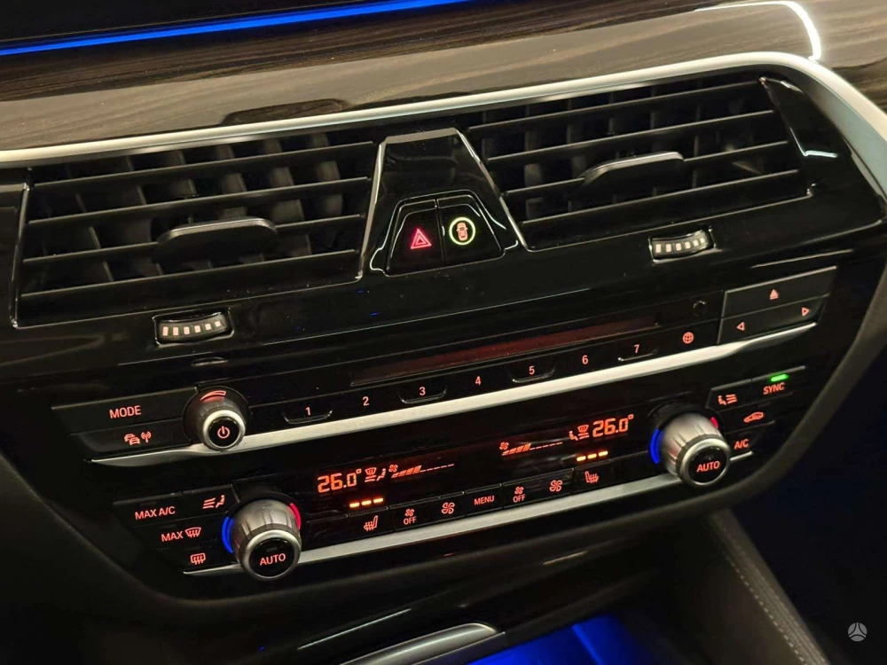 2017 BMW 520 – nuotrauka 18