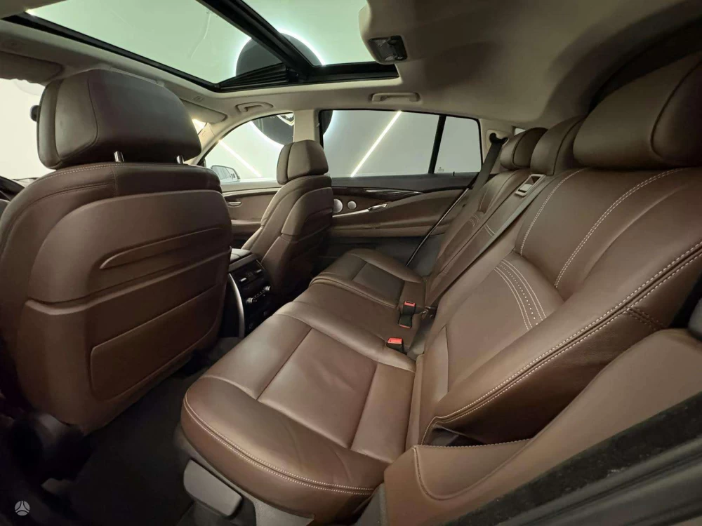 2016 BMW 535 Gran Turismo – nuotrauka 31