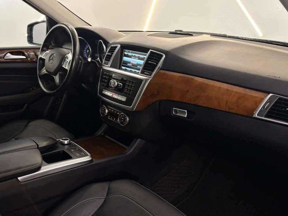 2014 Mercedes-Benz ML350 – nuotrauka 27