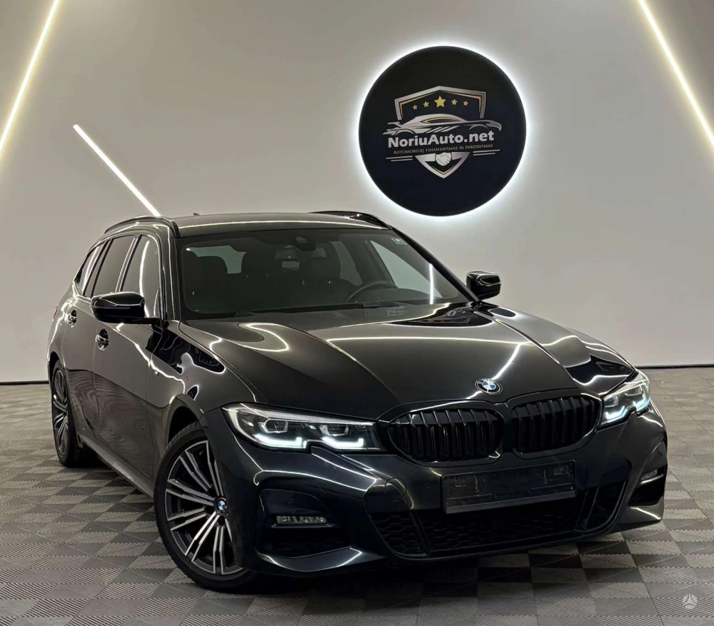 2020 BMW 320 – nuotrauka 1