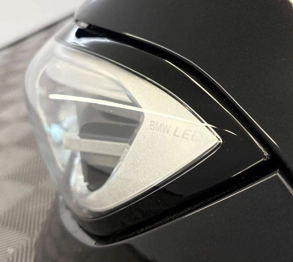 2020 BMW 320 – nuotrauka 8