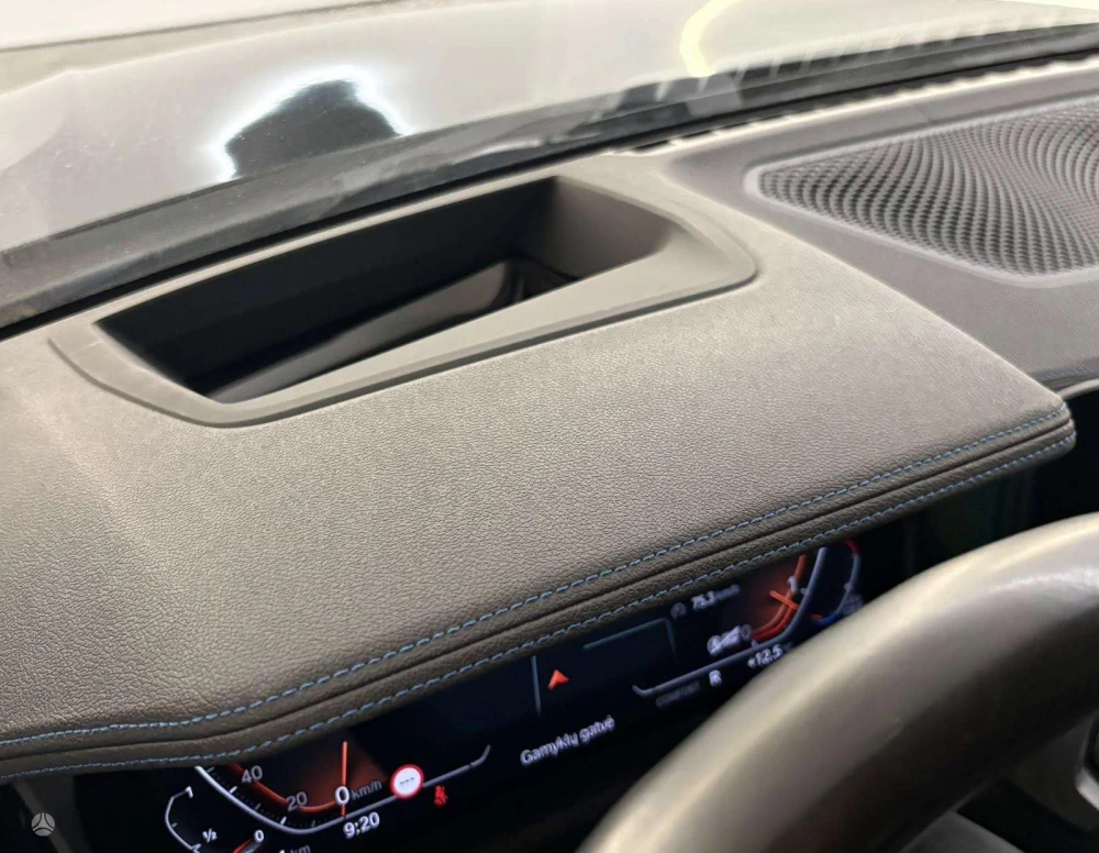 2020 BMW 320 – nuotrauka 20