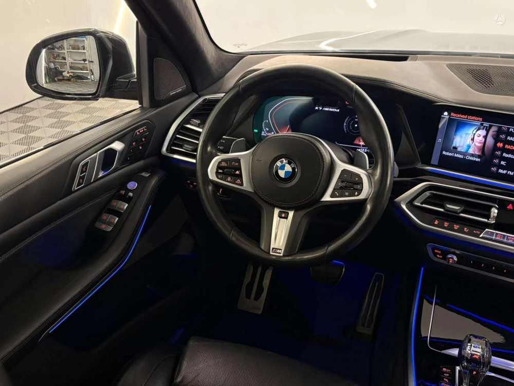 2020 BMW X7 – nuotrauka 17