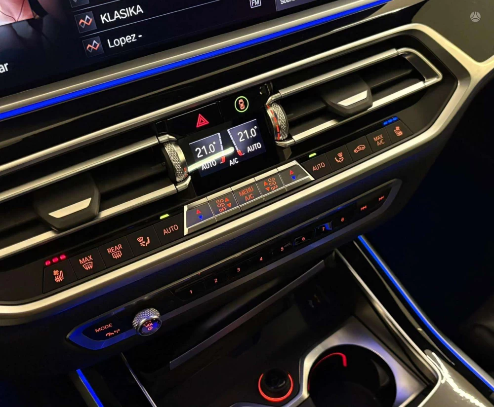 2020 BMW X7 – nuotrauka 34