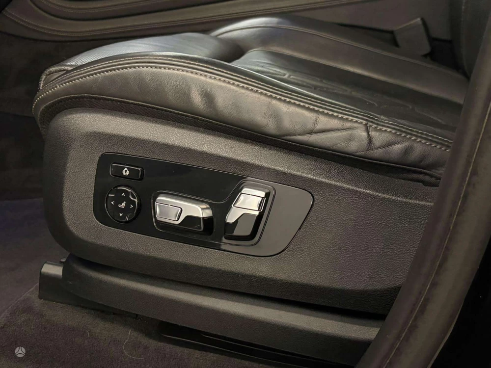 2020 BMW X7 – nuotrauka 40