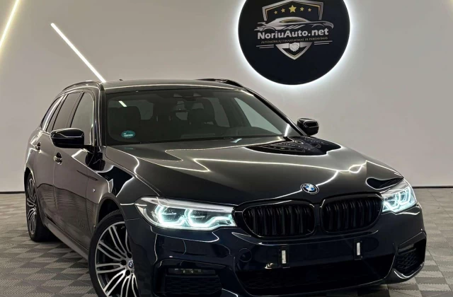 2019 BMW 520