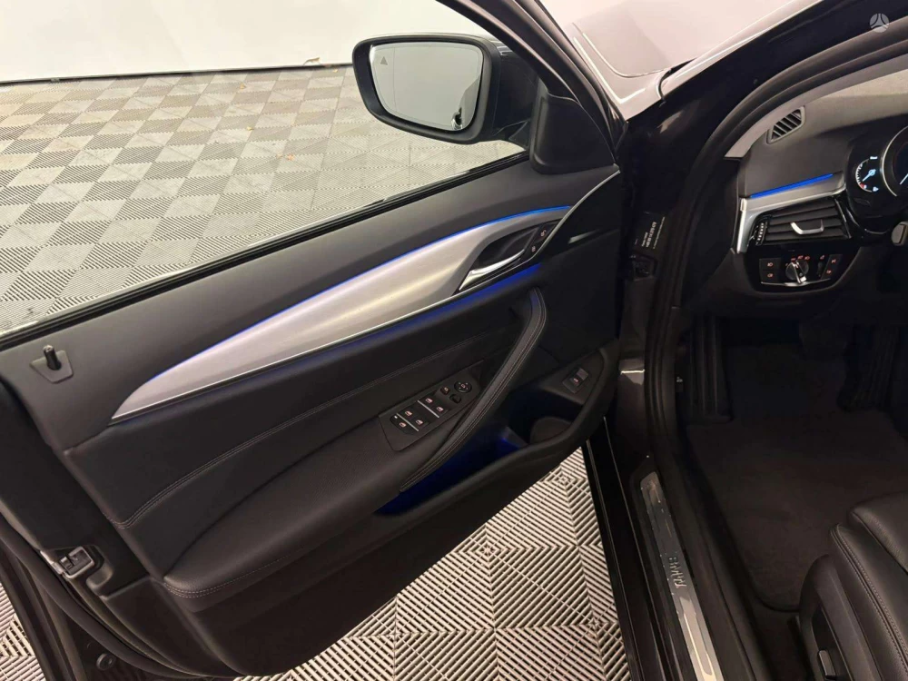 2018 BMW 520 – nuotrauka 26