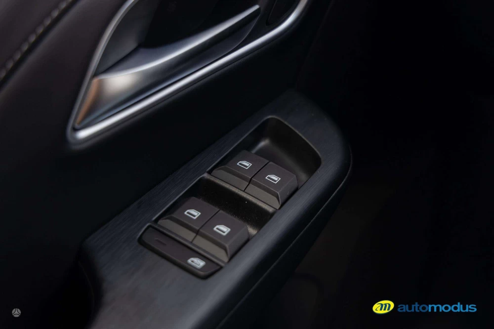 2025 MG ZS – nuotrauka 17