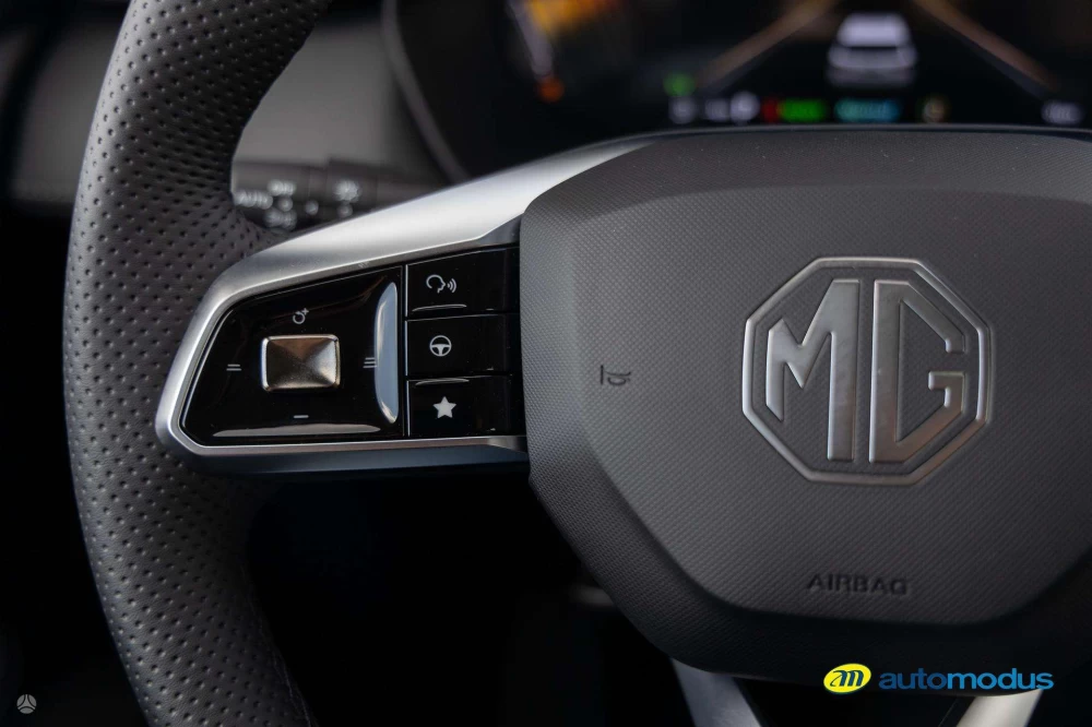 2025 MG ZS – nuotrauka 19