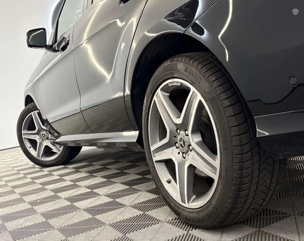 2017 Mercedes-Benz GLE250 – nuotrauka 20
